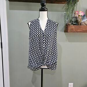 West Kei Sleeveless‎ Blue and White Twist Front Top Size M
